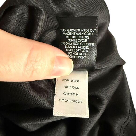 Torrid Black Floral Wide Leg Jumpsuit Plus Size 24 V-Neck Pockets Back Zip NWT - Picture 14 of 15